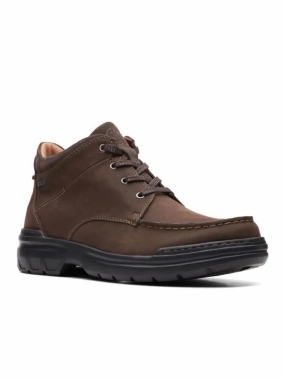 New In Box Clarks Brown Leather Chukka Boot with Black Sole